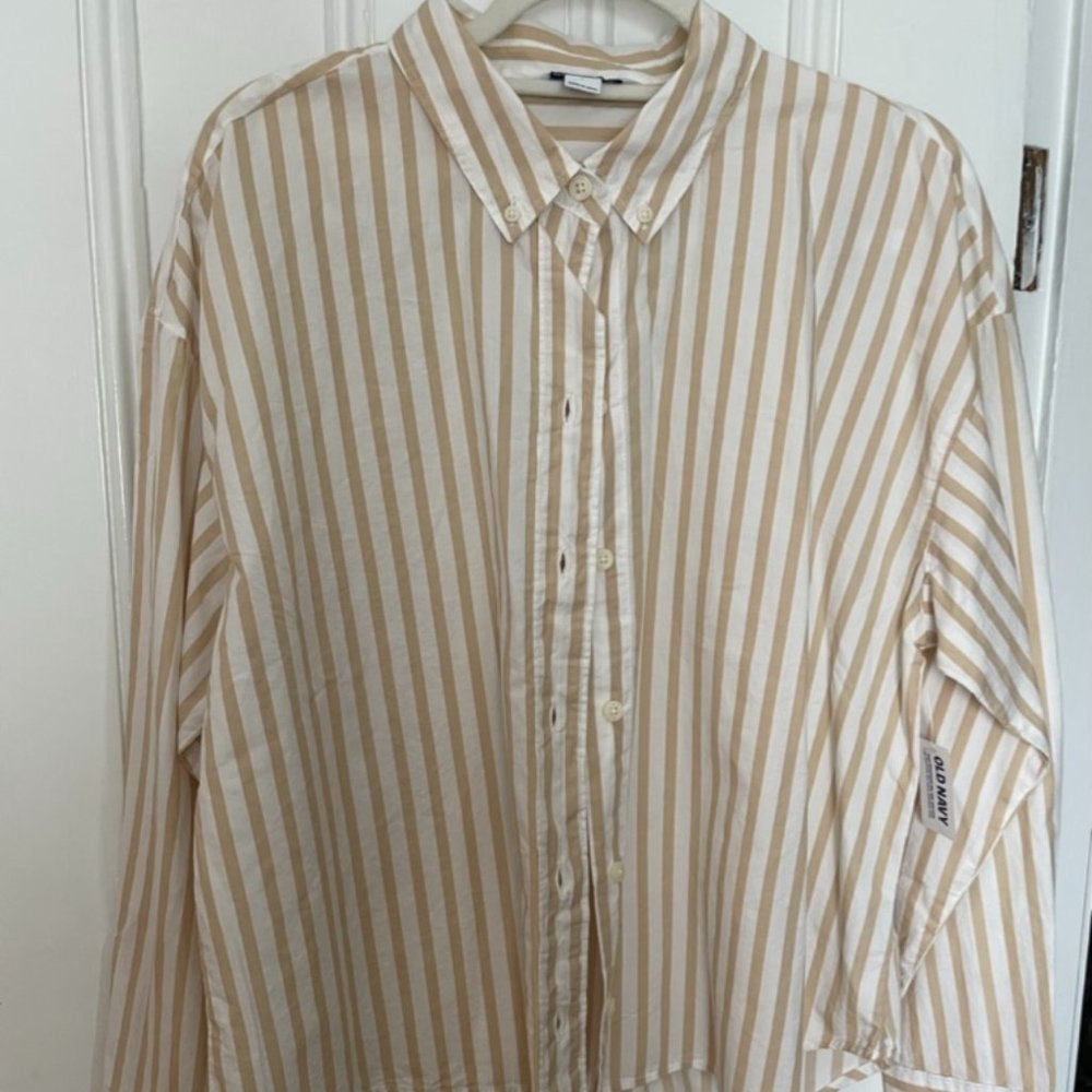 Old Navy Boyfriend Button Up with Tags